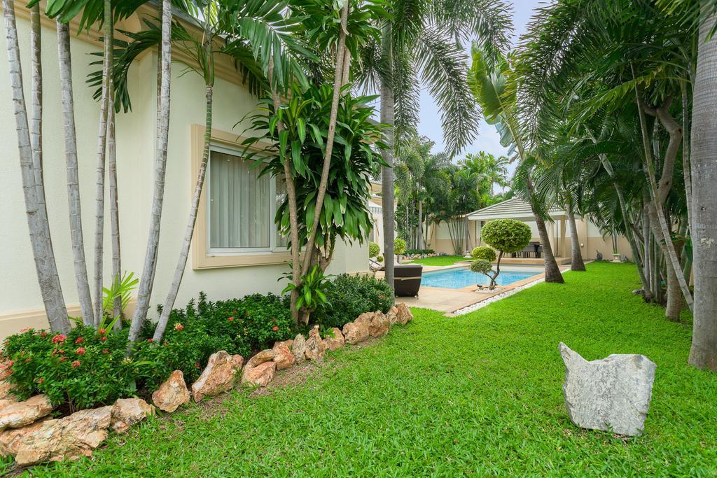 Luxury Pool Villa 44 3BR 6-8 persons Pattaya Exterior foto